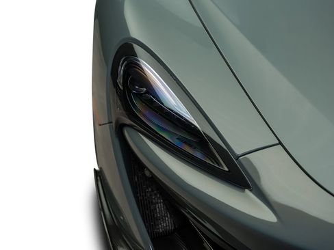Used 2019 McLaren 600LT RWD image 3