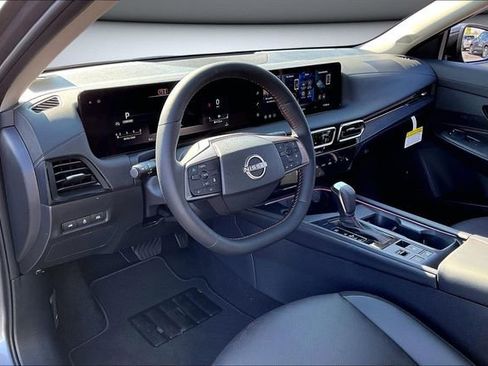 New 2026 Nissan Sentra SR image 7