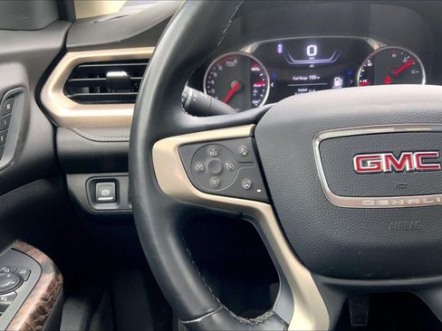 Used 2023 GMC Acadia Denali FWD image 19