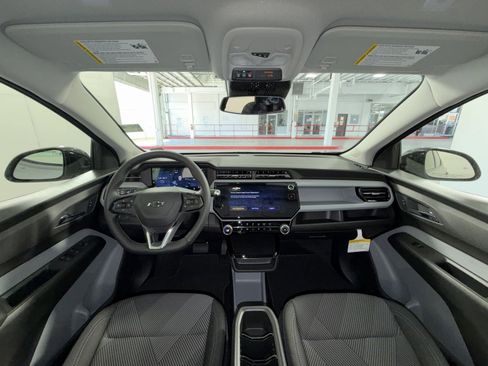 New 2027 Chevrolet Bolt LT w/ Comfort Package FWD image 23