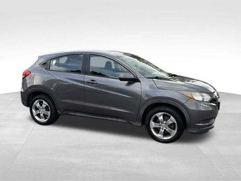 Used 2016 Honda HR-V LX image 24
