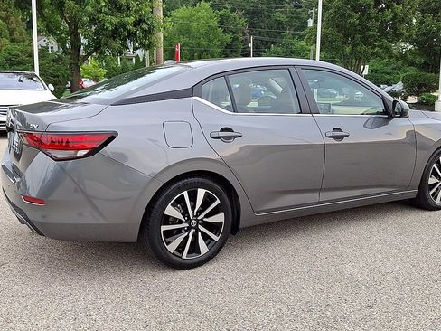 Used 2023 Nissan Sentra SV w/ SV Premium Package FWD image 8