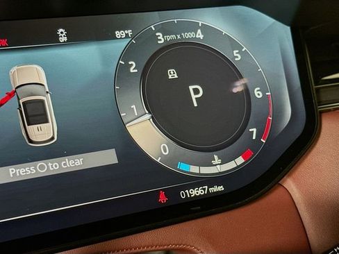 Certified 2023 Land Rover Range Rover SE AWD/4WD image 13