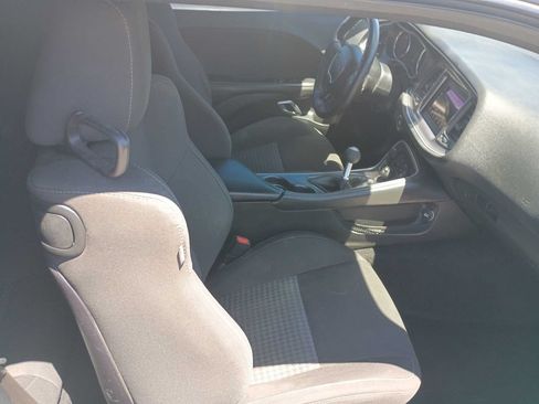 Used 2019 Dodge Challenger R/T RWD image 15