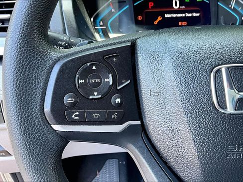 Used 2020 Honda Odyssey EX image 23