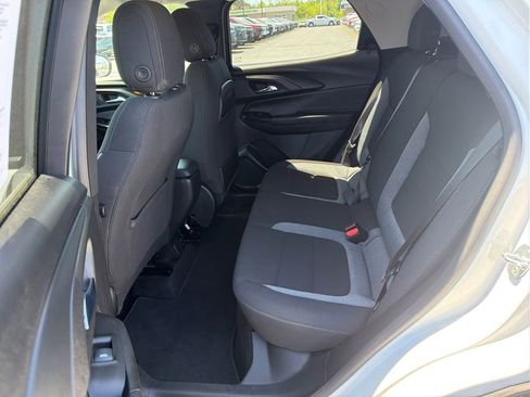 Used 2023 Chevrolet TrailBlazer LT w/ Convenience Package FWD image 20