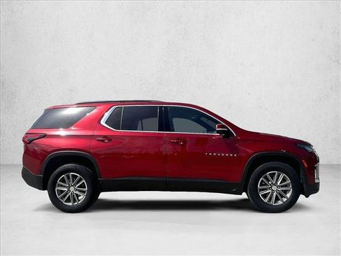 Used 2024 Chevrolet Traverse LT FWD image 5