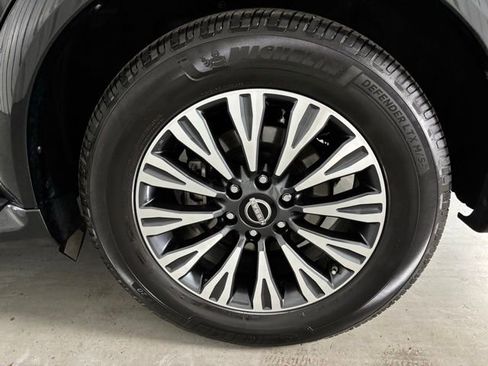 Used 2021 Nissan Armada SL w/ Midnight Edition Package image 8