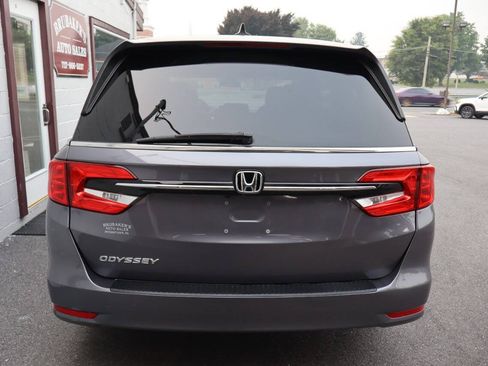 Used 2022 Honda Odyssey EX image 3