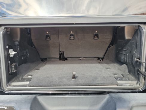 Used 2021 Jeep Wrangler Unlimited Sport AWD/4WD image 6