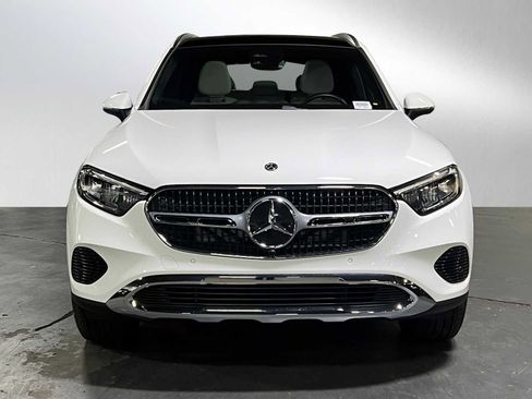 Certified 2025 Mercedes-Benz GLC 300 4MATIC image 8