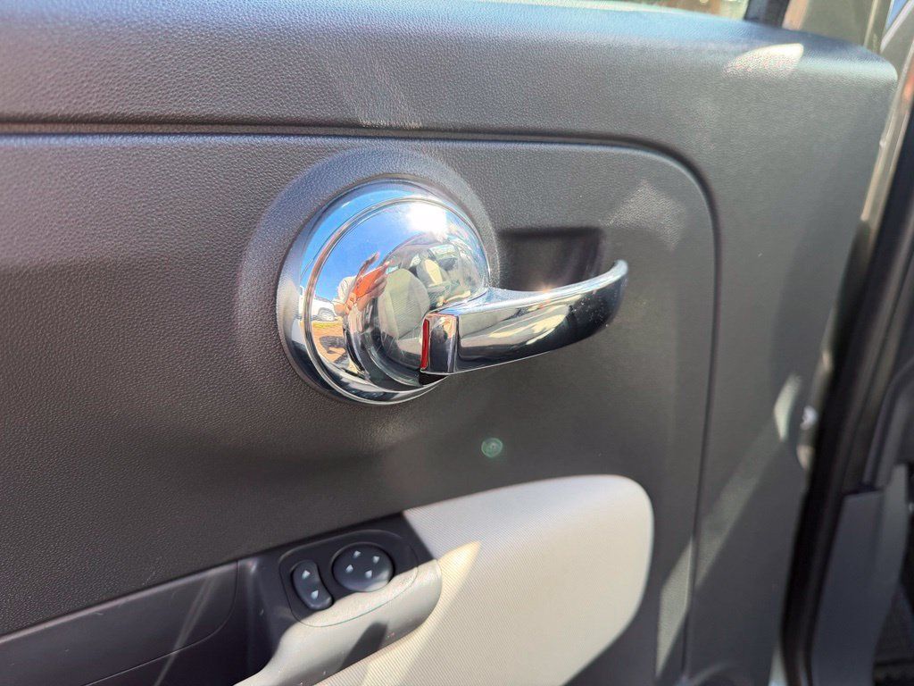 Used 2019 FIAT 500 Pop FWD image 12