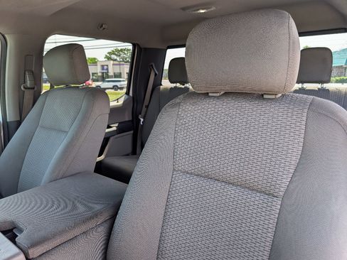 Used 2017 Ford F150 XLT w/ Equipment Group 302A Luxury AWD/4WD image 16