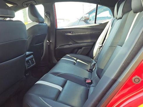 Used 2025 Toyota Camry SE w/ Convenience Package FWD image 13