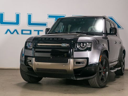 Used 2020 Land Rover Defender 110 X image 3