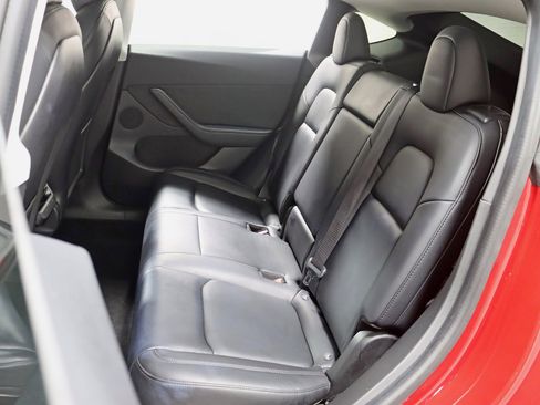 Used 2021 Tesla Model Y Long Range image 29