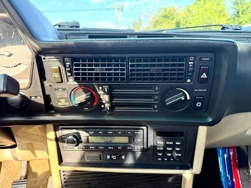 Used 1987 BMW 635CSi Coupe image 29