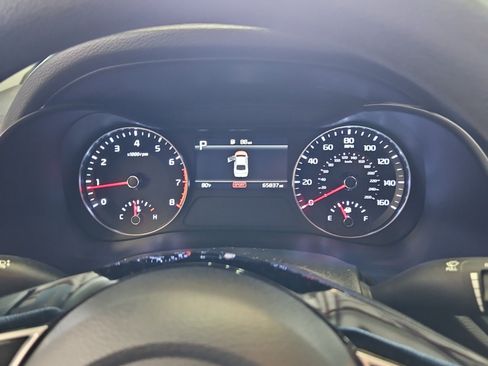 Used 2024 Kia Forte LXS w/ LXS Technology Package FWD image 10