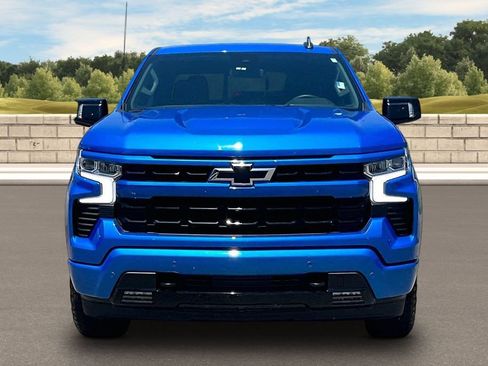 Used 2025 Chevrolet Silverado 1500 RST AWD/4WD image 3
