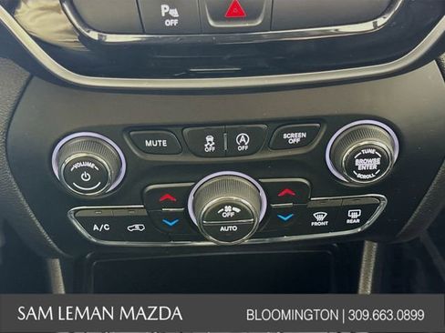 Used 2019 Jeep Cherokee Limited image 15