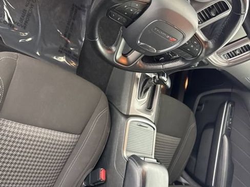 Used 2023 Dodge Charger SXT RWD image 22