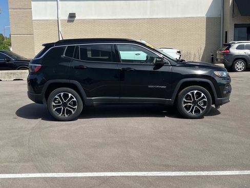 Certified 2023 Jeep Compass Limited AWD/4WD image 7