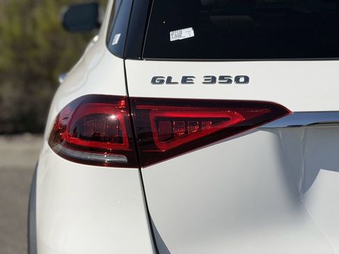Used 2022 Mercedes-Benz GLE 350 image 11