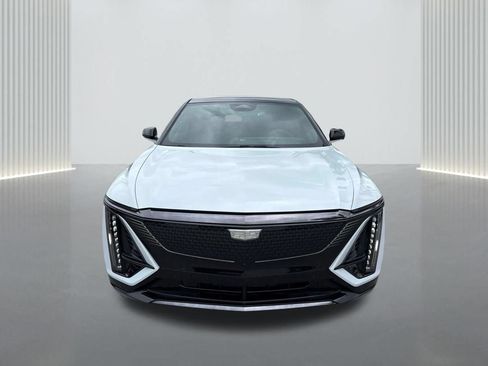 New 2026 Cadillac Lyriq Sport AWD/4WD image 2