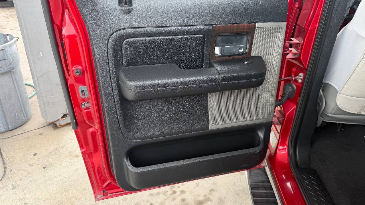 Used 2006 Lincoln Mark LT 4x4 image 15