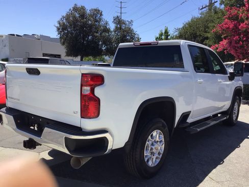 Used 2024 Chevrolet Silverado 2500 LT AWD/4WD image 4