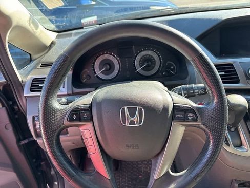 Used 2016 Honda Odyssey SE image 12