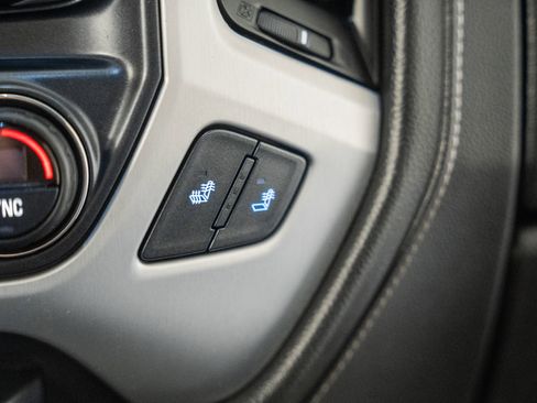 Used 2017 GMC Sierra 1500 SLE w/ SLE Value Package image 31