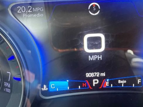 Used 2018 Chrysler 300 Limited w/ Safetytec Plus Group RWD image 3