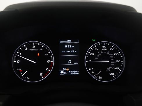 Used 2024 Subaru Crosstrek 2.5i Limited AWD/4WD image 28
