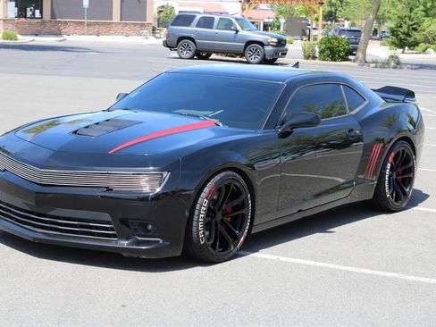 Used 2014 Chevrolet Camaro SS w/ SS Performance Package RWD image 45