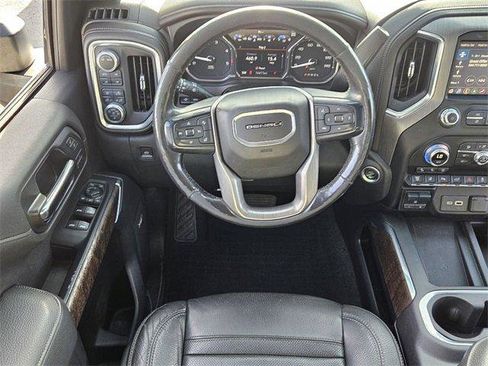 Used 2020 GMC Sierra 3500 Denali w/ Denali Ultimate Package image 11