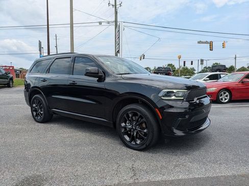 Used 2023 Dodge Durango SXT w/ SXT Blacktop Group AWD/4WD image 3