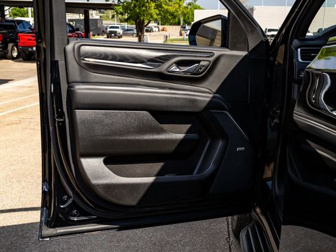 Used 2021 GMC Yukon Denali image 36