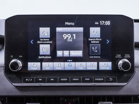 Used 2024 Mitsubishi Outlander SE image 17