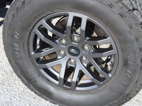 Used 2021 Ford Ranger Lariat w/ Tremor Off-Road Package image 22