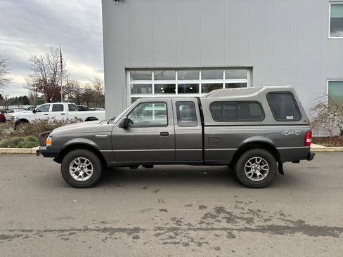 Used 2010 Ford Ranger XLT image 2