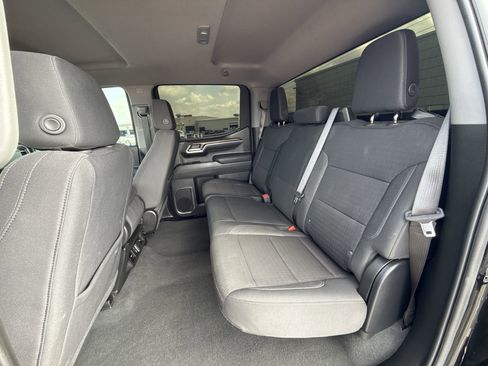 Used 2025 Chevrolet Silverado 1500 LT RWD image 25