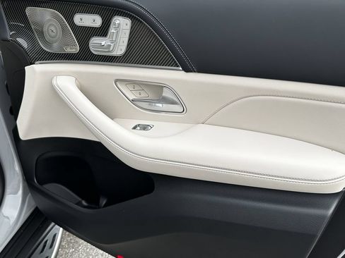 New 2026 Mercedes-Benz GLS 63 AMG 4MATIC image 17