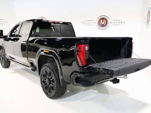 Used 2024 GMC Sierra 2500 Denali Ultimate image 38