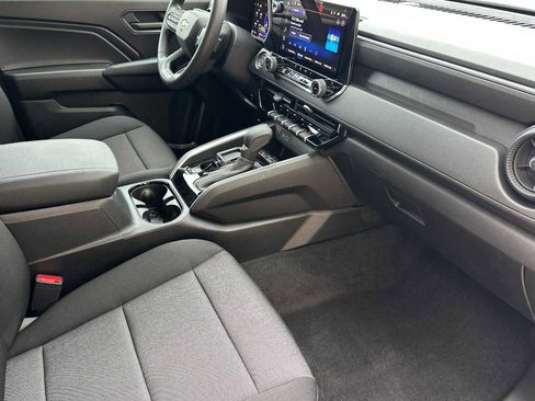New 2026 Chevrolet Colorado W/T image 15