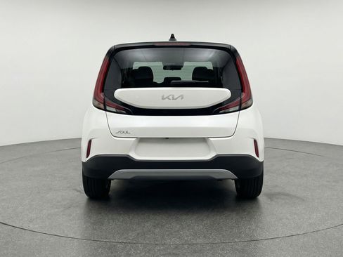 Used 2025 Kia Soul LX w/ LX Technology Package image 7