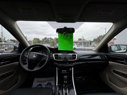 Used 2016 Honda Accord LX image 8