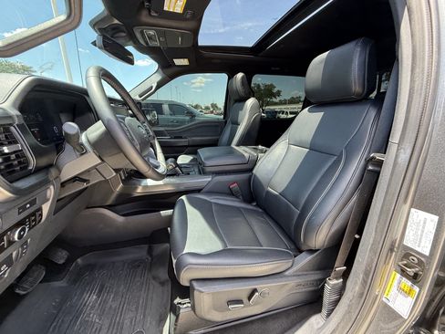 Used 2025 Ford F150 Lariat w/ Equipment Group 502A High AWD/4WD image 30
