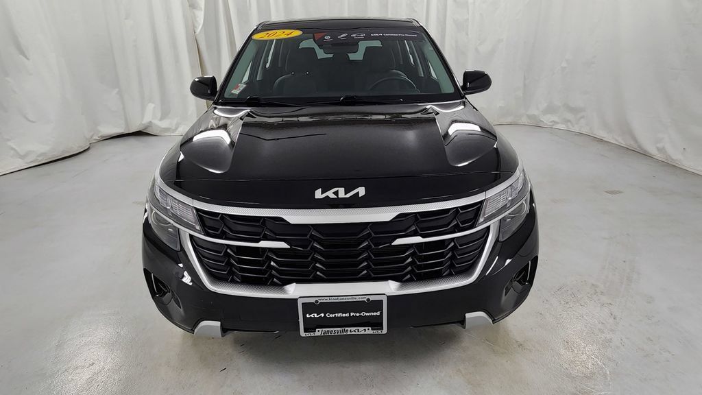 Used 2024 Kia Seltos LX AWD/4WD image 8
