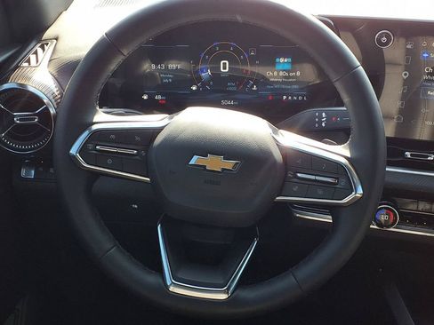 Used 2026 Chevrolet Equinox LT w/ Convenience Package II FWD image 21